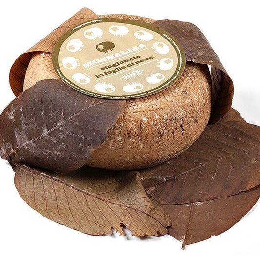 Pecorino in walnut leaves