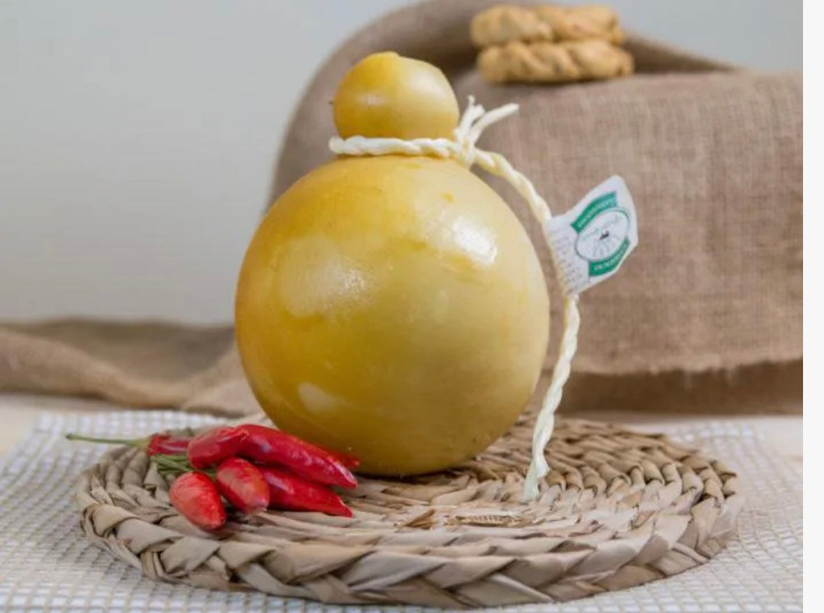 Caciocavallo al peperoncino artigianale
