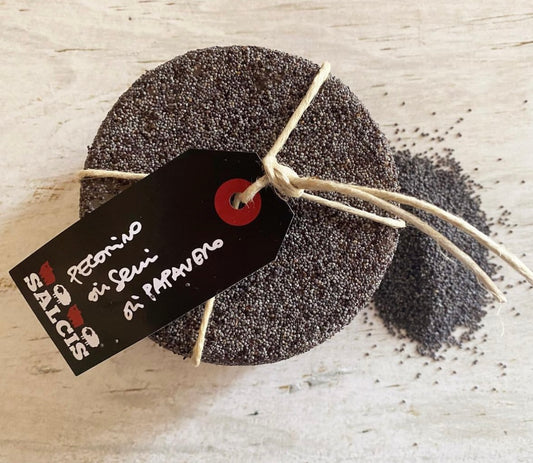 Pecorino with poppy seeds