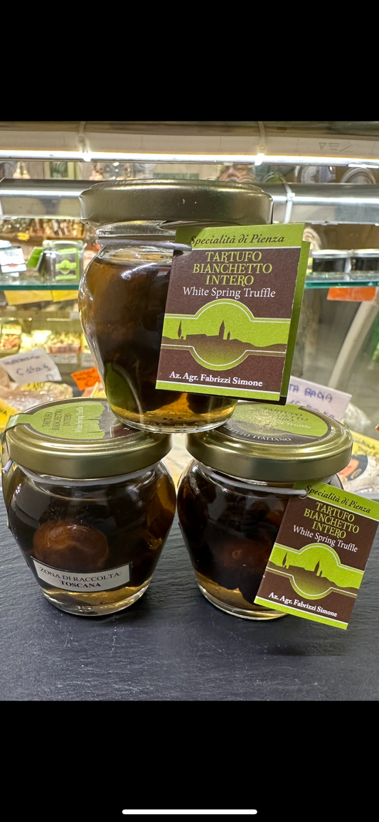 Whole Bianchetto truffle from Pienza