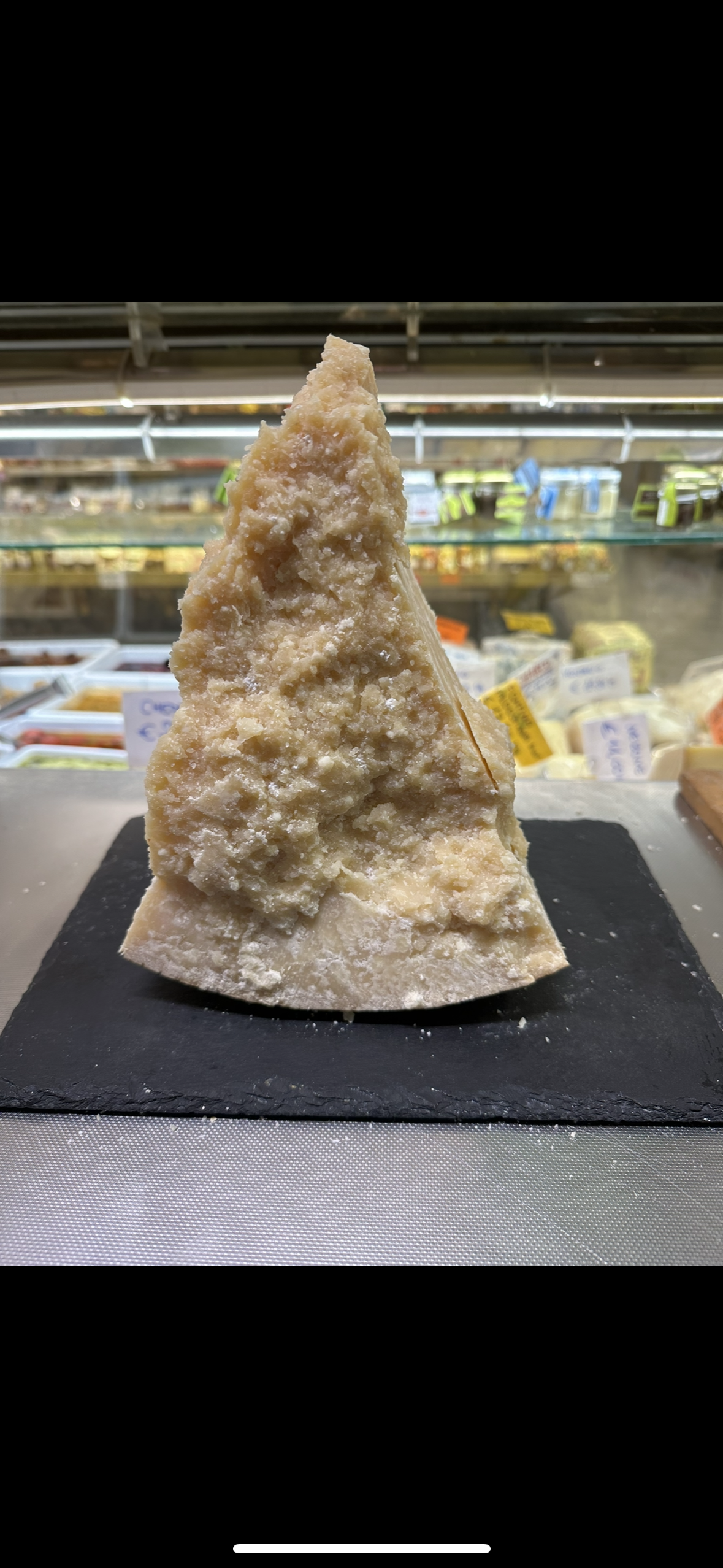 Parmigiano Reggiano DOP over 80 months
