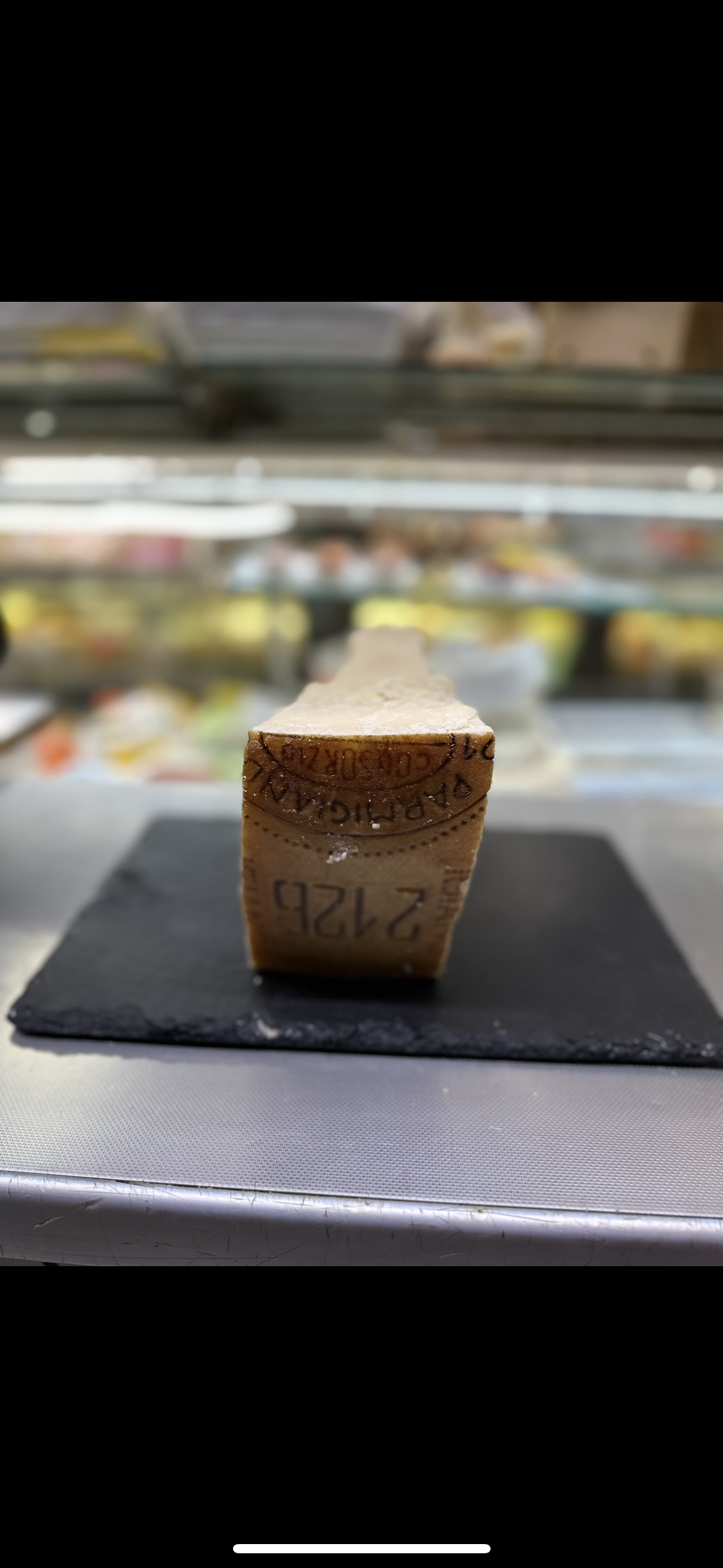 Parmigiano reggiano d.o.p oltre 24 mesi