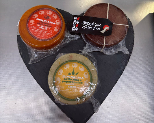 Trio pecorino cheese from Siena