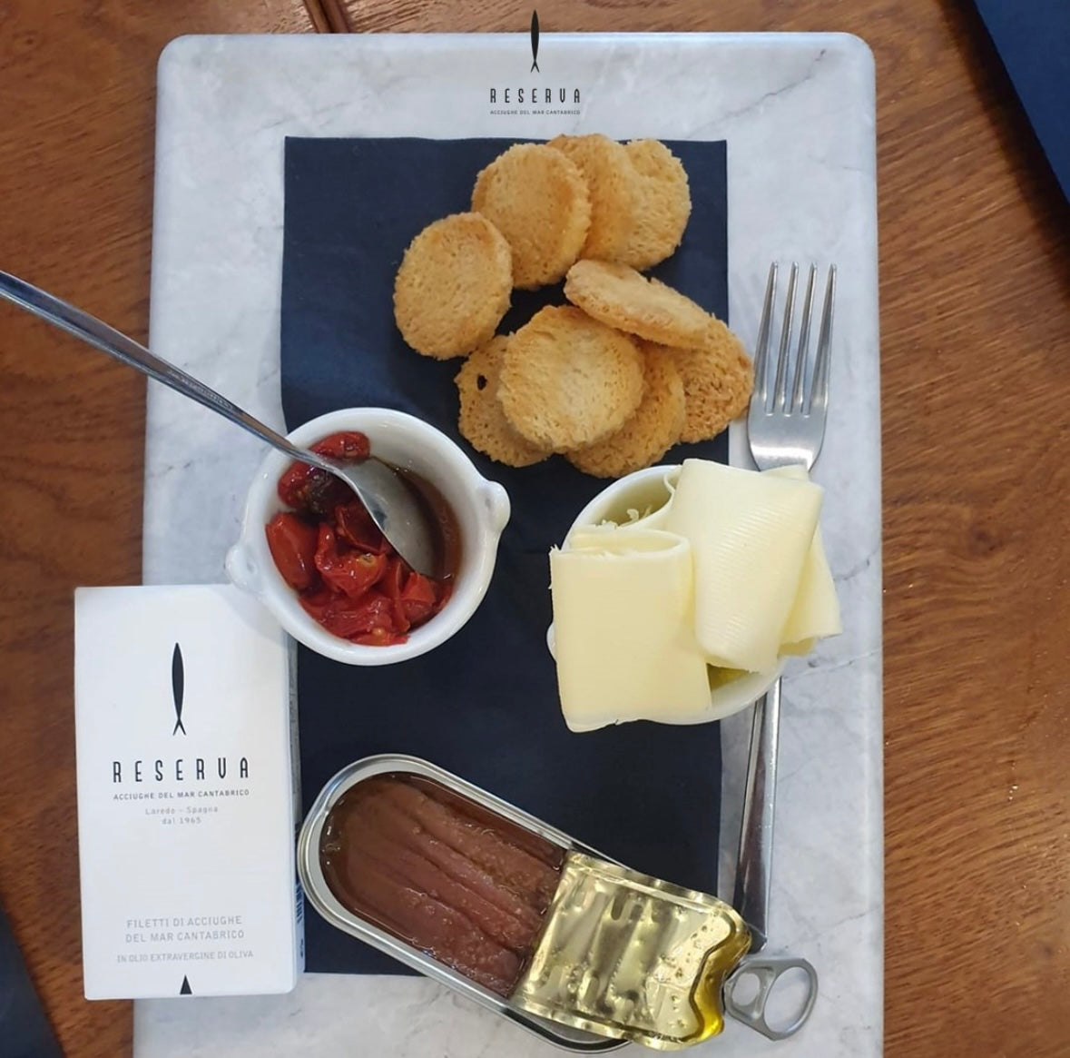 Filets d'anchois de la réserve de la mer Cantabrique