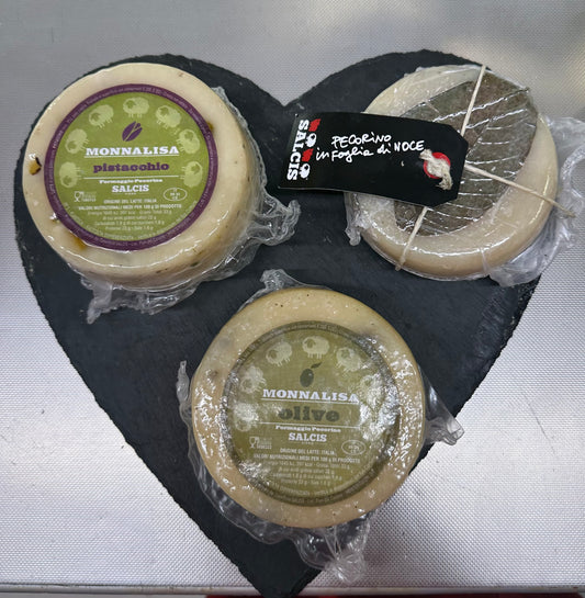 Trio pecorino cheese from Siena